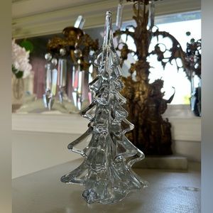 Vintage art glass Christmas tree art glass 8.5” Murano style.